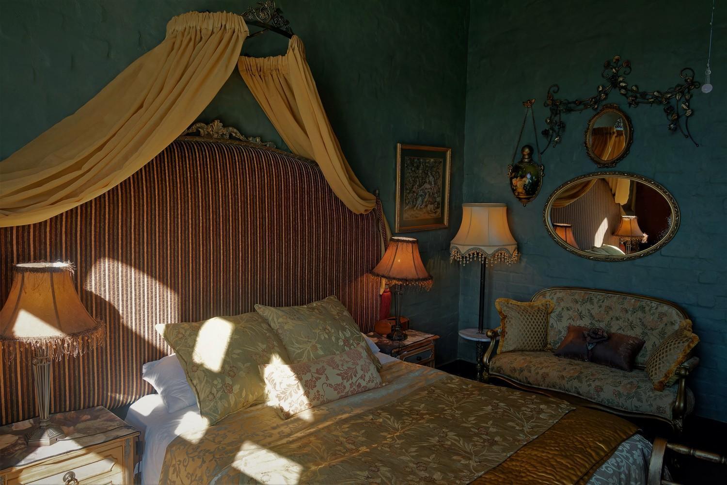 Bygracealone Manor Hotel Outeniekwa Bagian luar foto