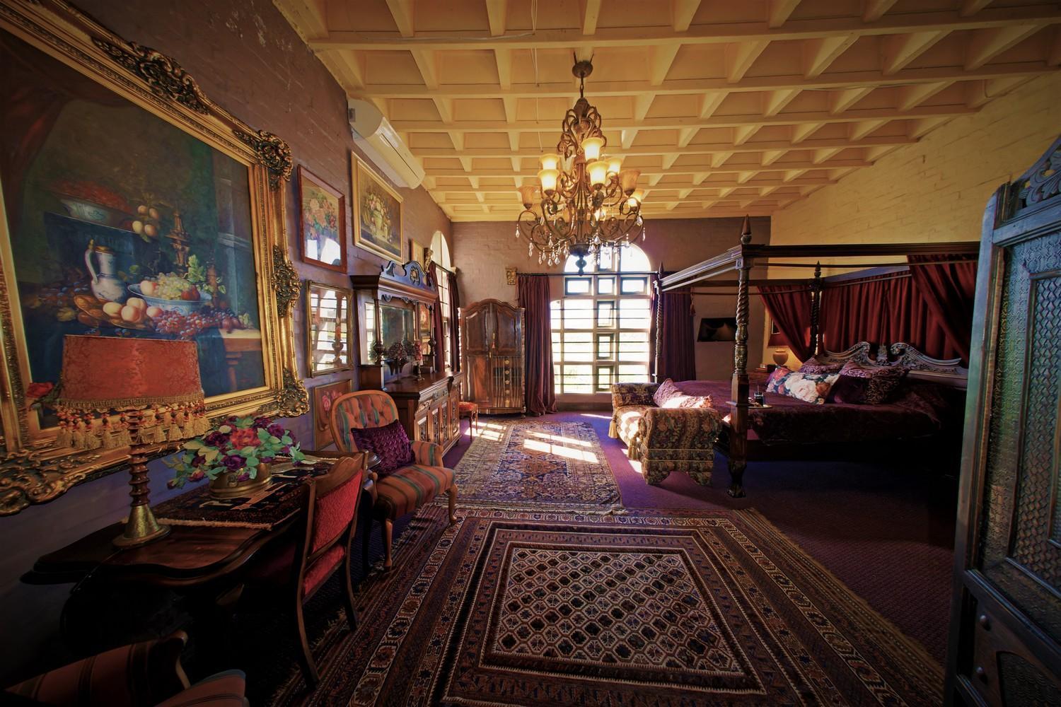 Bygracealone Manor Hotel Outeniekwa Bagian luar foto